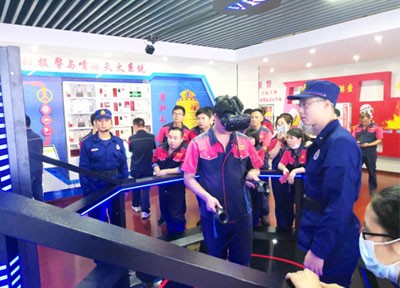 消防安全　平安3044am永利官网―兼職消防員の消防体験ステーションでの技能教育