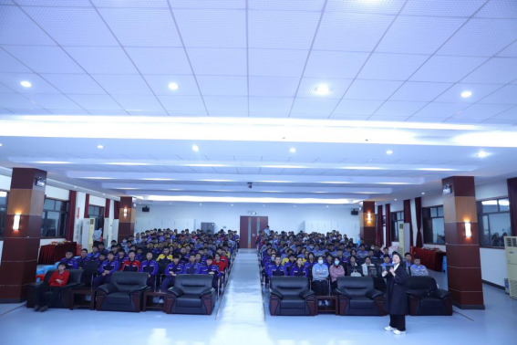 心中有力量 前行不迷茫